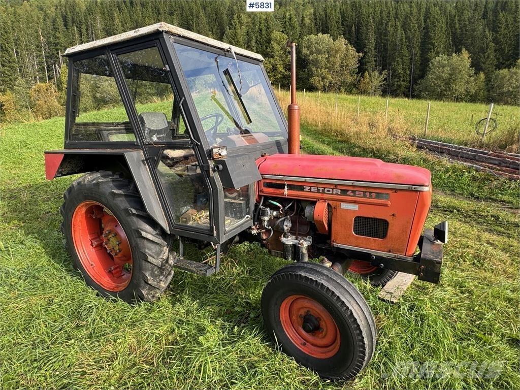 Zetor 4911 Traktoren