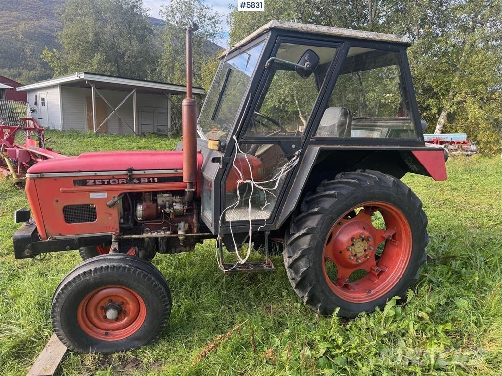 Zetor 4911 Traktoren