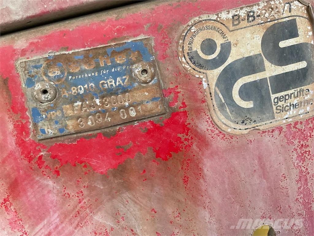  Ascher FAJ 3000 Anhängespritzen