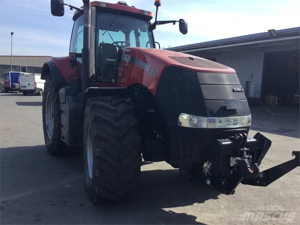 Case IH Magnum 235 Traktoren