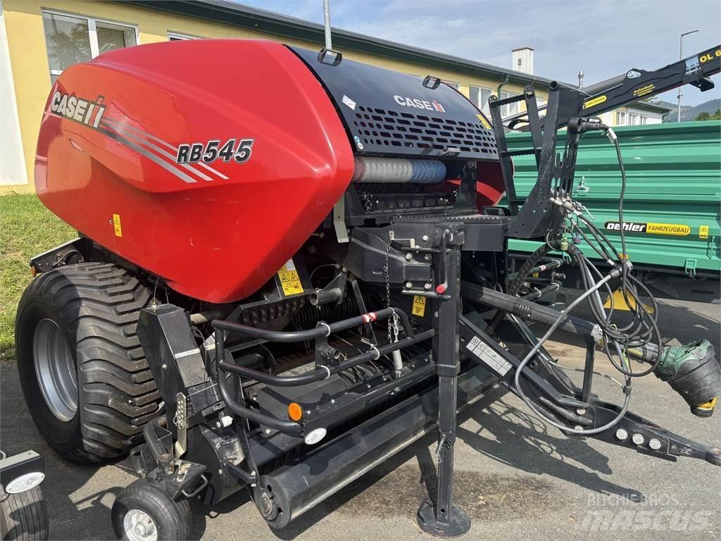 Case IH RB 545 Rundballenpressen
