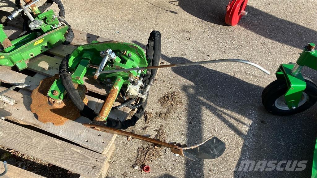  CFS Vinox links Sonstige Obst- und Weinanbaumaschinen