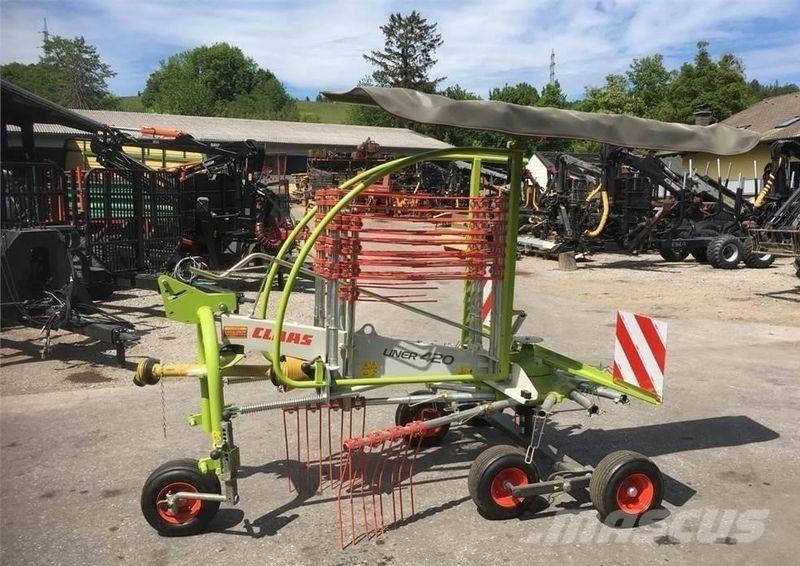 CLAAS Liner 420 Schwader