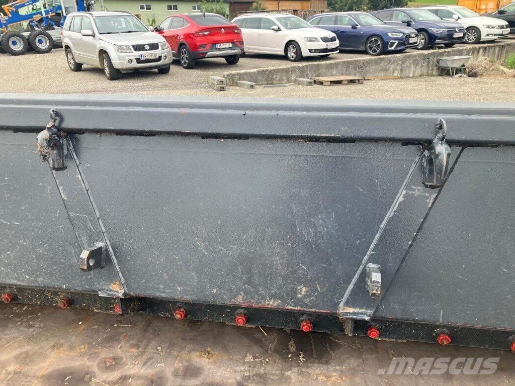  Dunggabel 2,2m Frontladerzubehör