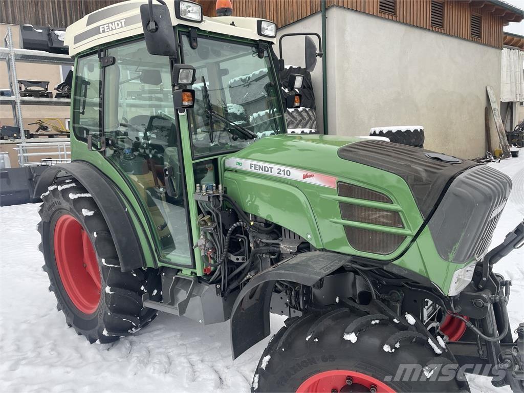 Fendt 210 Vario F Traktoren