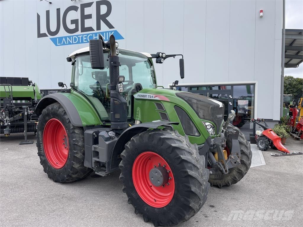 Fendt 724 Vario Traktoren