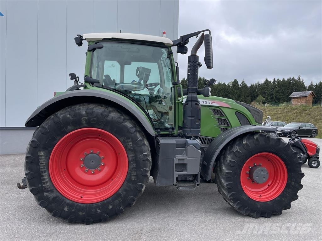 Fendt 724 Vario Traktoren
