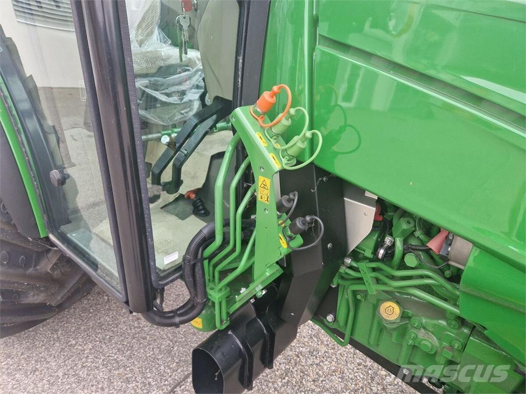 John Deere 5075 GF Traktoren