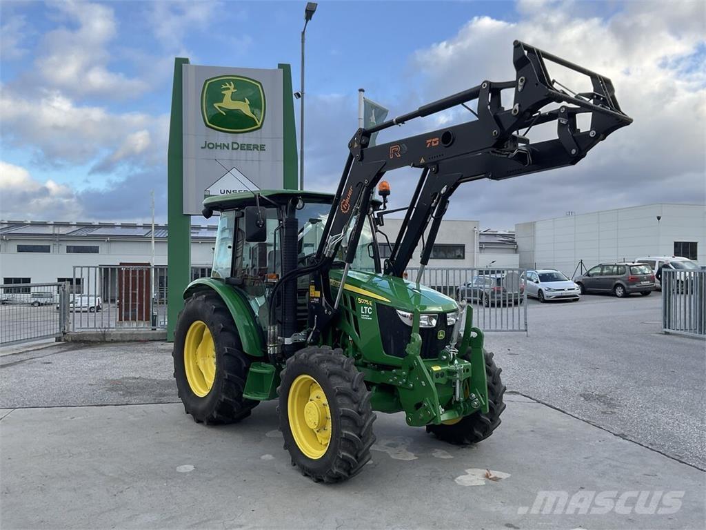John Deere 5075E Traktoren