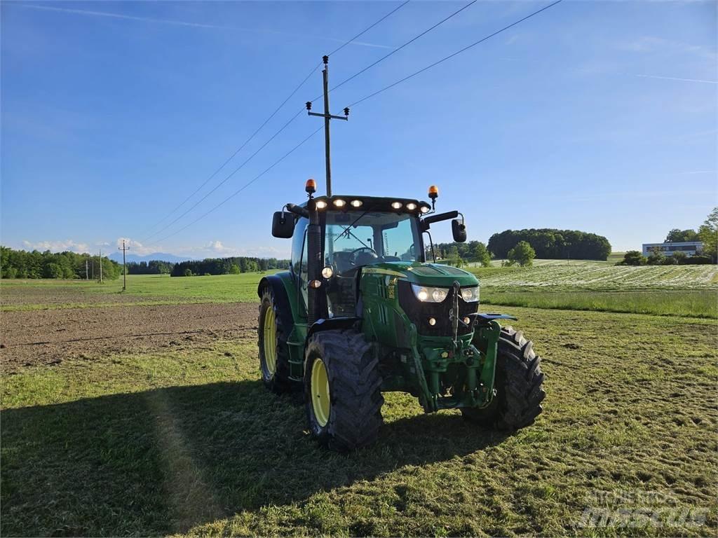 John Deere 6105R Traktoren