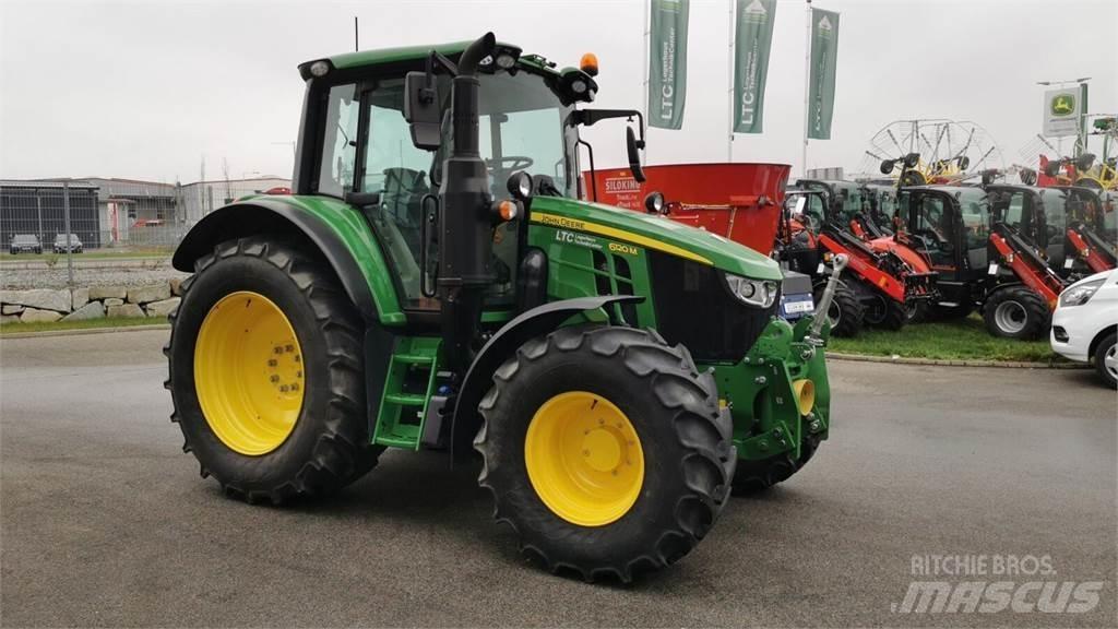 John Deere 6120M Traktoren