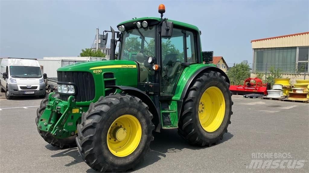John Deere 6230 P Traktoren