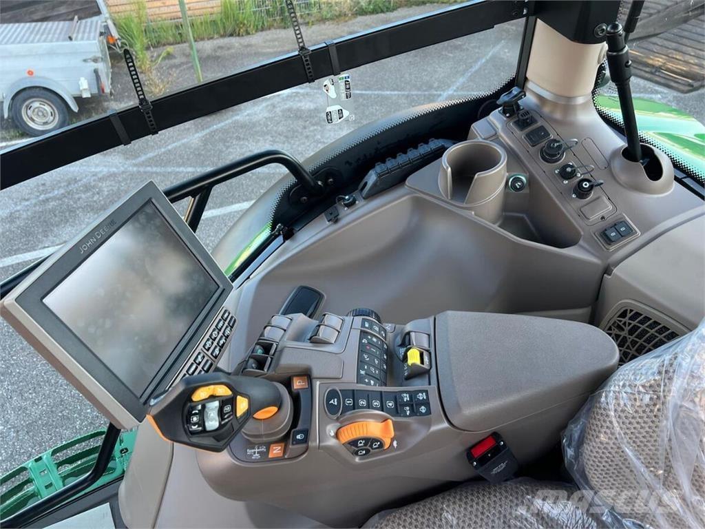 John Deere 6R 130 Traktoren