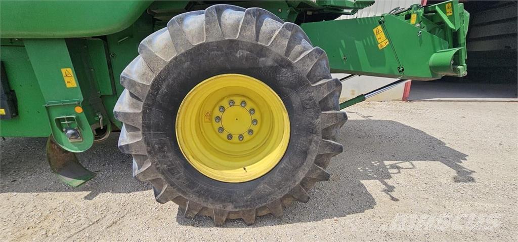 John Deere T550 Mähdrescher