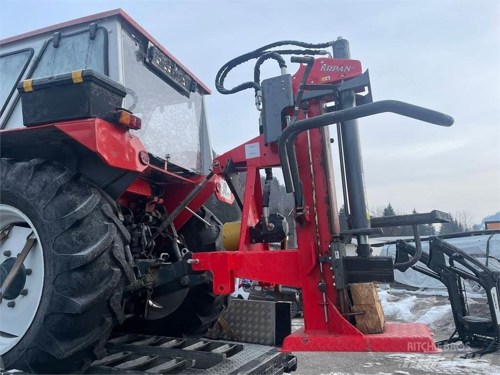 Lindner 1600 A Traktoren