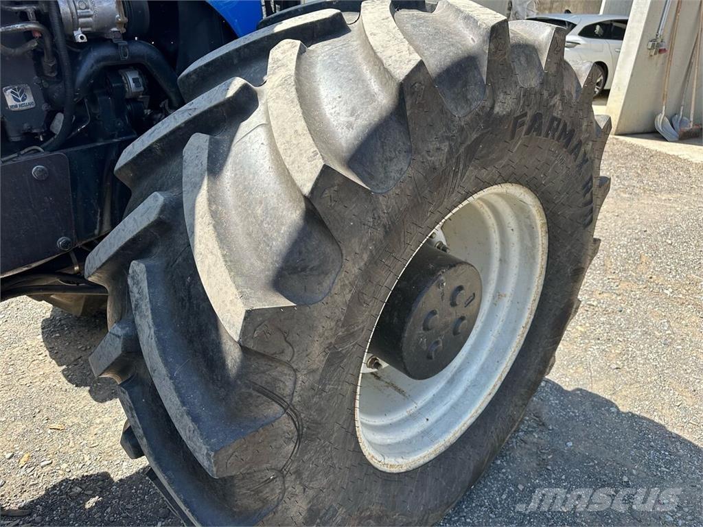 New Holland TG 285 Traktoren