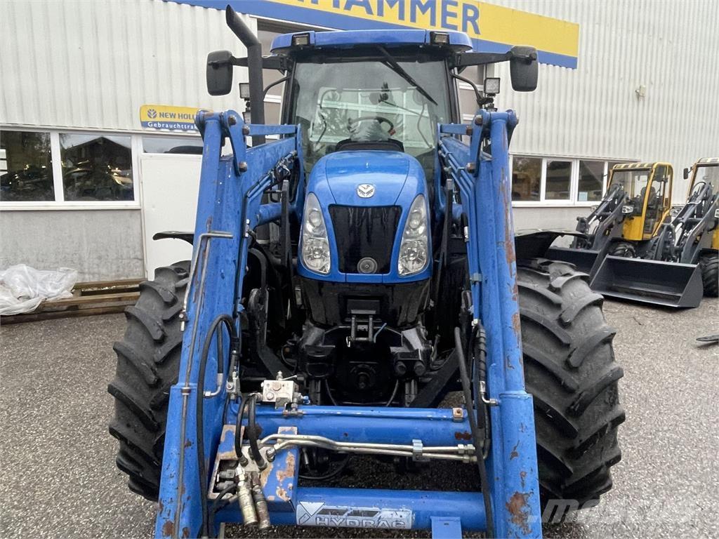 New Holland TS135A Traktoren