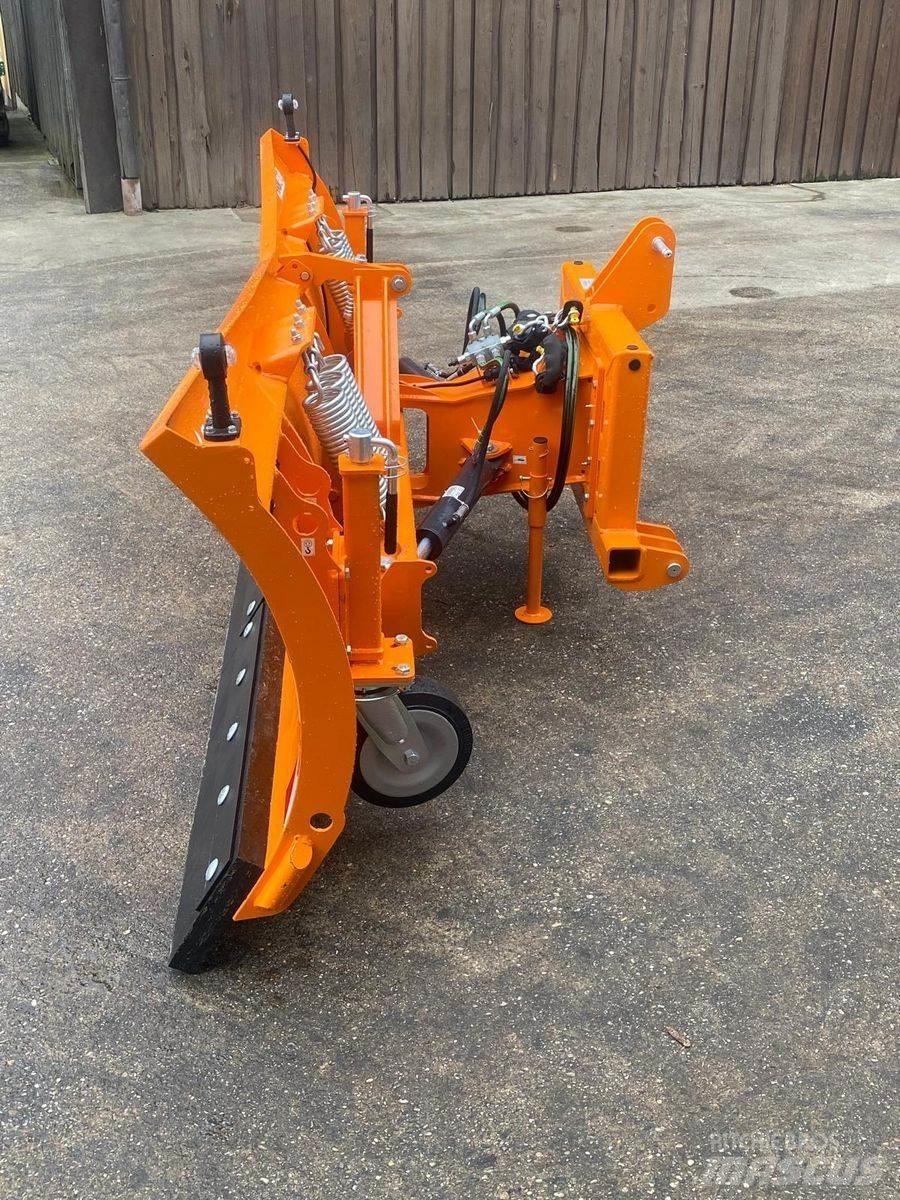 Samasz RAM 270 BRH Schneeschilde und -pflüge