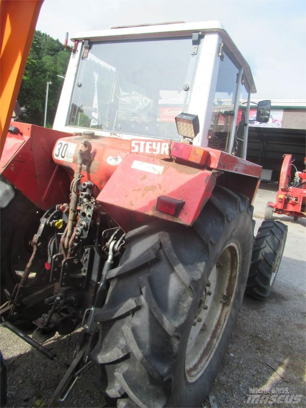 Steyr 8100 A Traktoren