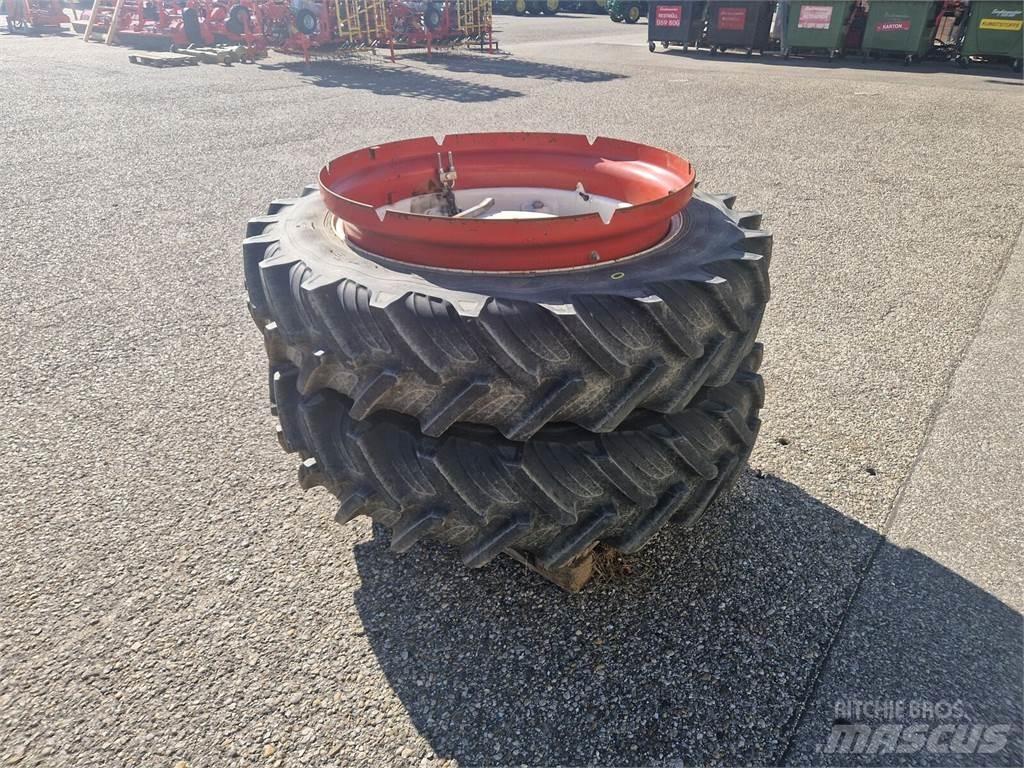 Taurus 12.4 R36 Reifen