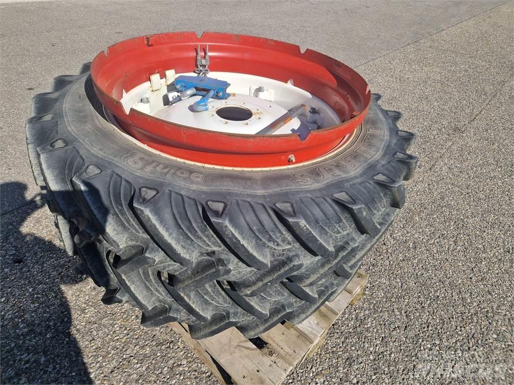 Taurus 12.4 R36 Reifen