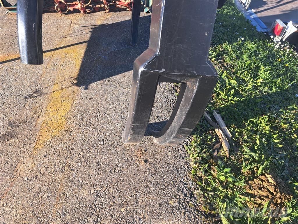  Uniforst 2200 Sonstige Forstmaschinen