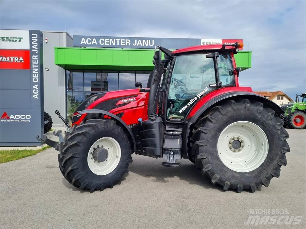 Valtra T 214 Direct Traktoren