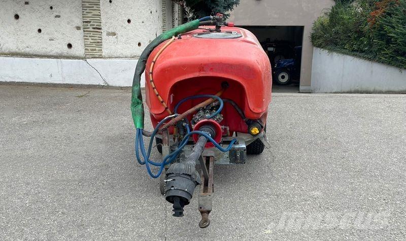 Vogel & Noot 800 L Anhängespritzen