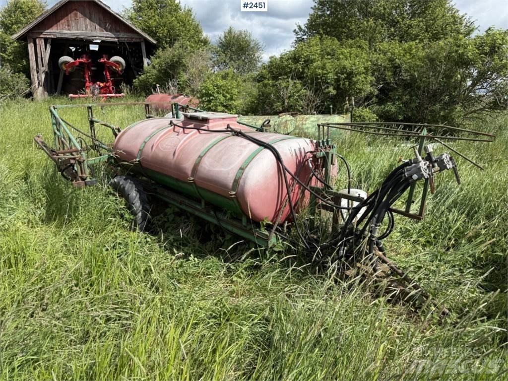 Moteska 2000liter Weinbauspritzen