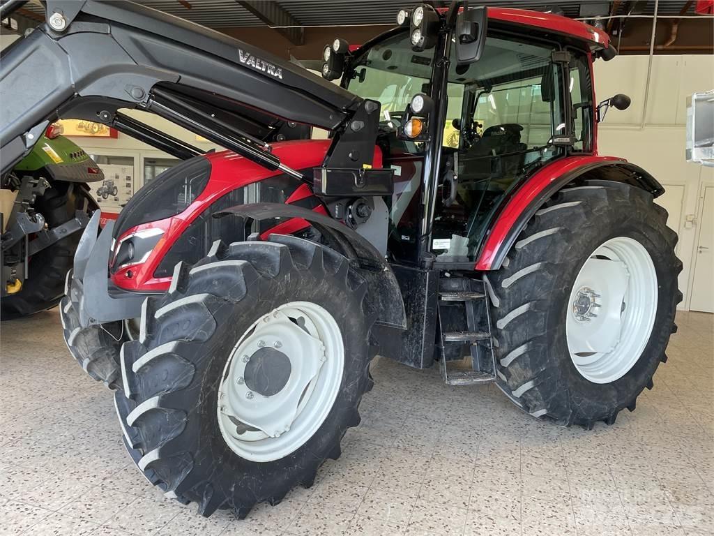 Valtra 135LH Traktoren