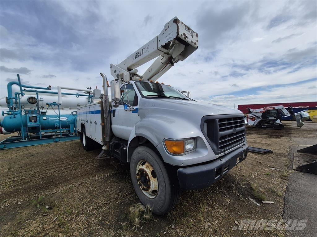 Ford F750 Andere Fahrzeuge
