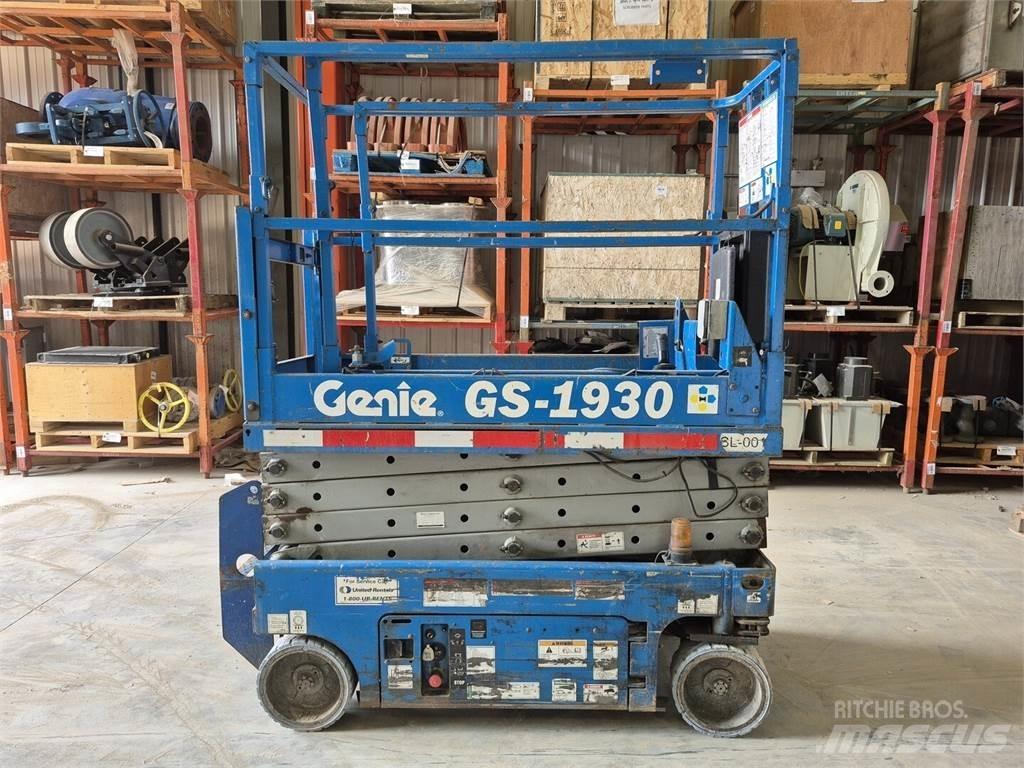 Genie GS-1930 Scheren-Arbeitsbühnen