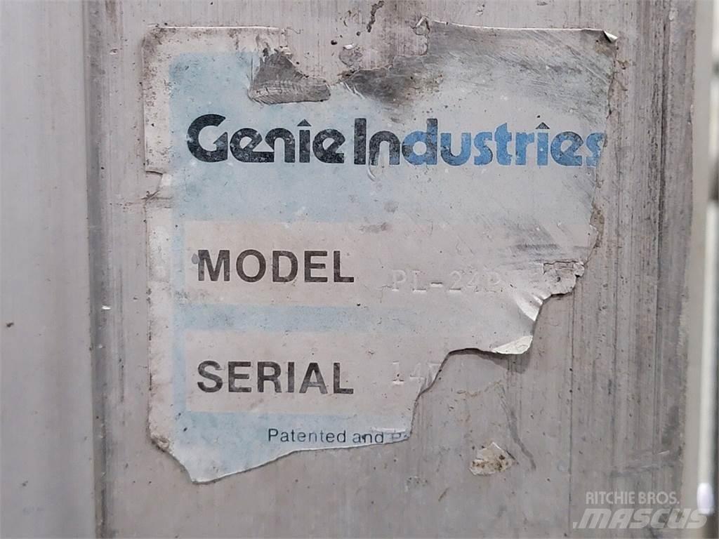Genie PL-24P Scheren-Arbeitsbühnen