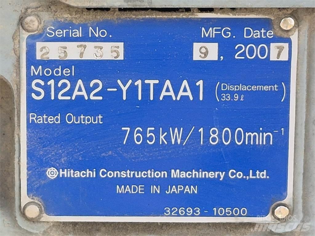 Hitachi S12A2-Y1TAA1 Motoren