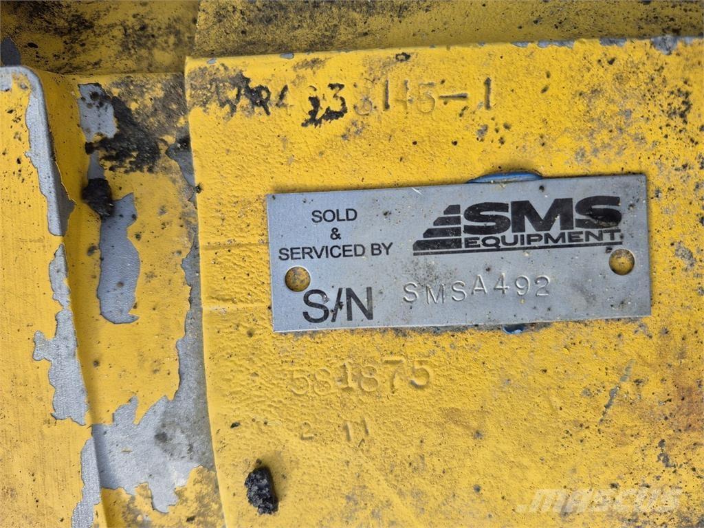 Komatsu R561-13-51030 Dumper - Knickgelenk