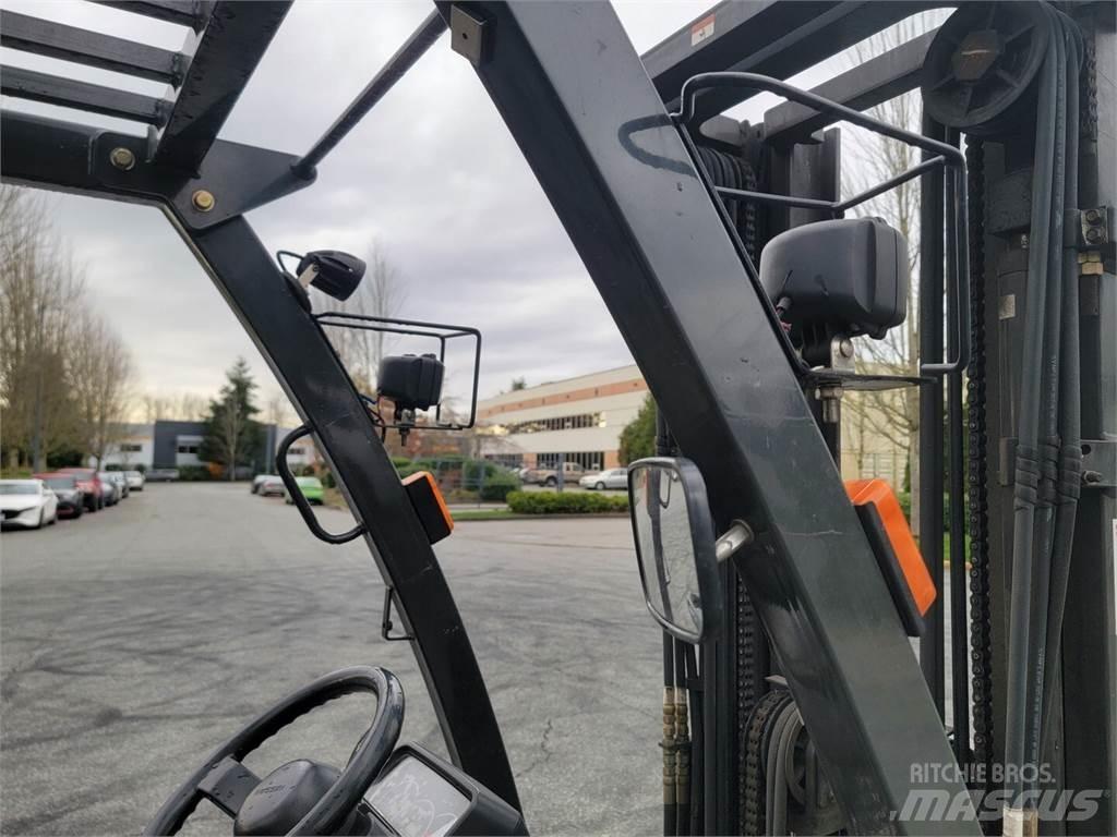 Nissan MCPL01A15LV Sonstige Baumaschinen