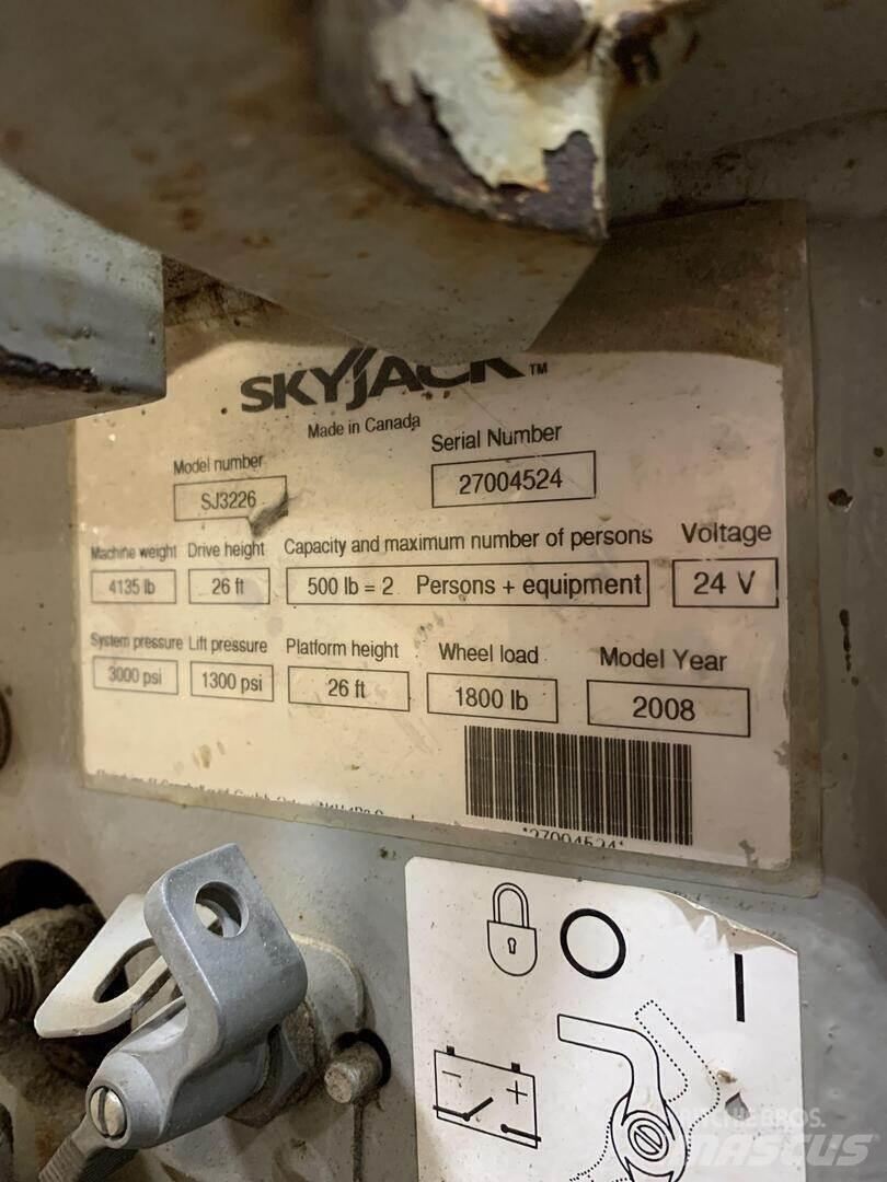 SkyJack SJIII 3226 Scheren-Arbeitsbühnen