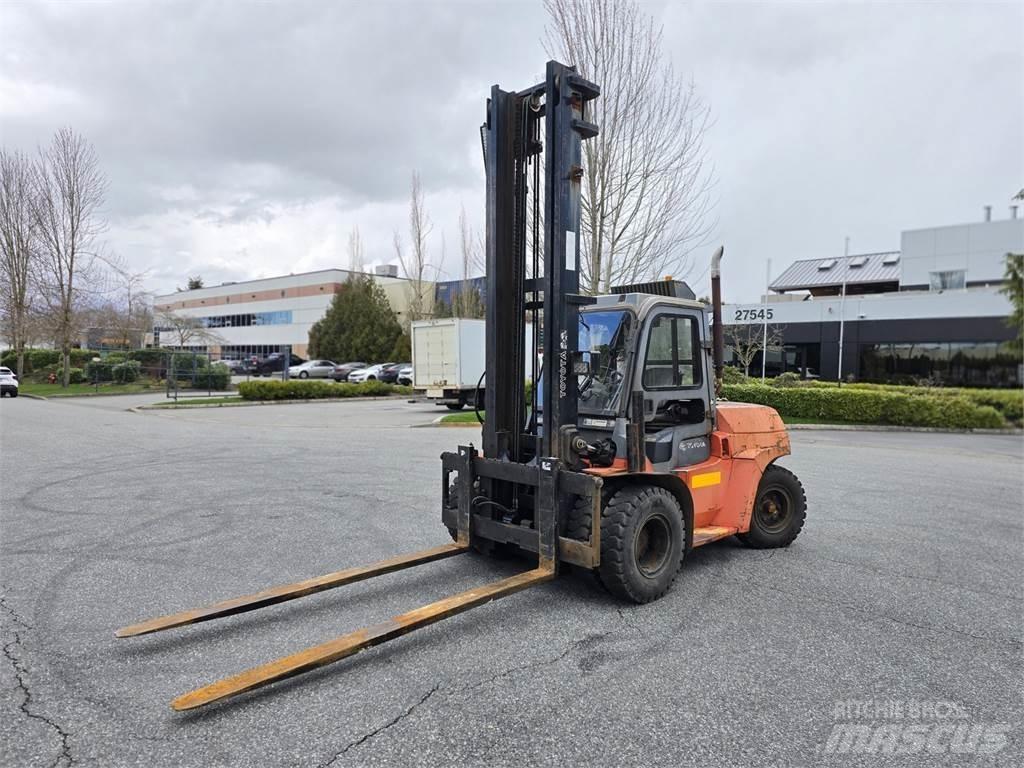 Toyota 7FDU70 Sonstige Baumaschinen