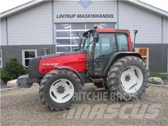 Valmet 8050 Traktoren