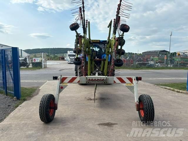 CLAAS Liner 780 Kreiselheuer/-wender