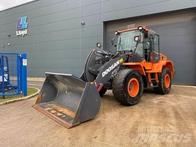 Develon DL250-5 Radlader