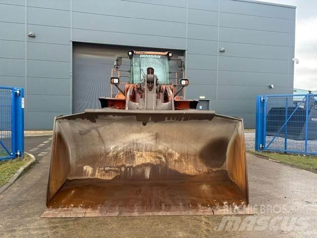 Develon DL450-5 Radlader