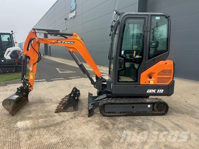 Develon DX19-7 Raupenbagger