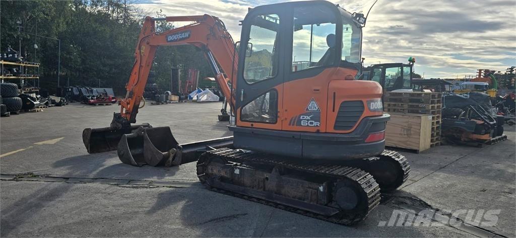 Doosan DX60R Raupenbagger