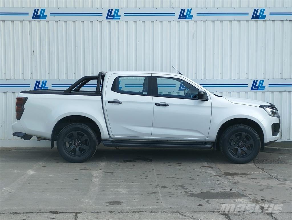Isuzu V-Cross Pickup/Pritschenwagen