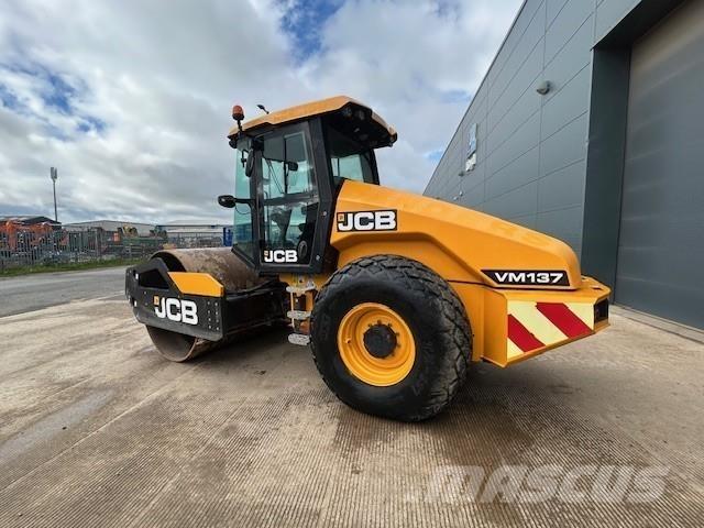 JCB VM137 Sonstige Baumaschinen