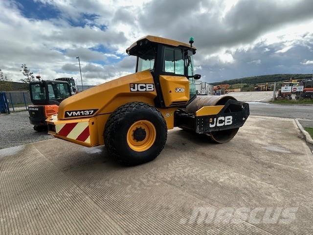 JCB VM137 Sonstige Baumaschinen