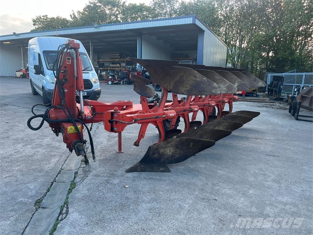Kuhn Vari-Master Konventionelle Pflüge