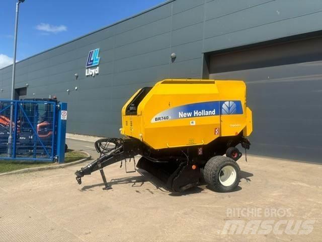 New Holland Br740a Quaderpressen