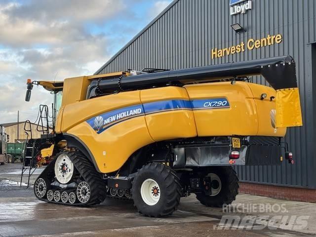 New Holland CX7.90 Mähdrescher